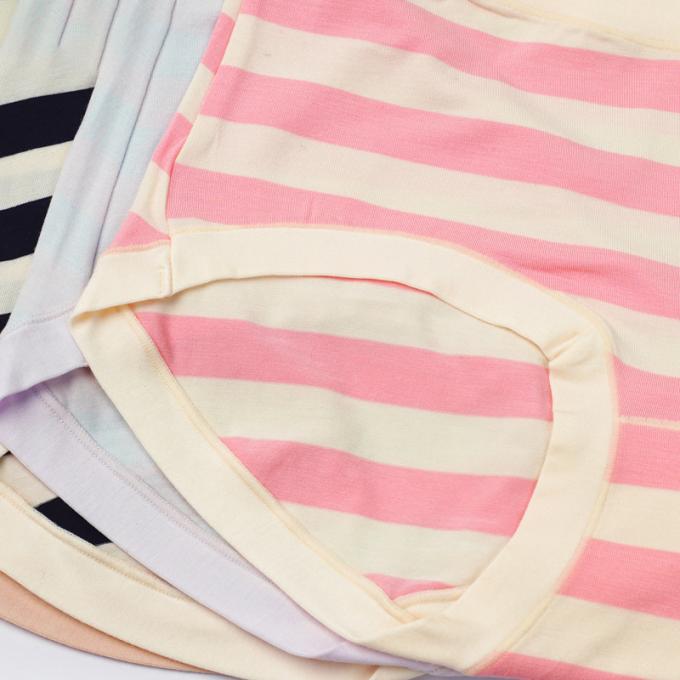 Modaler gestreifter Großhandelsschlüpfer für Damen-japanische Art bequemes Breathable plus Größen-Frauen-Unterwäsche