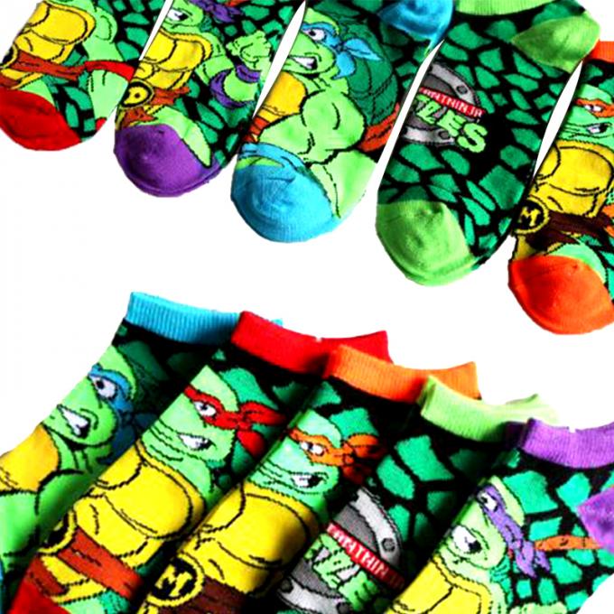 Socken der Großhandelssommer-die neuen Karikatur-Reihen-Männer und der Frauen mit Tarnungs-unsichtbaren Socken
