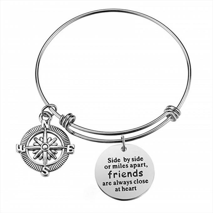 Mode 	 Frauen-Armband-Goldarmband-Buchstabe-Armband ringsum hängende Armband-Frauen