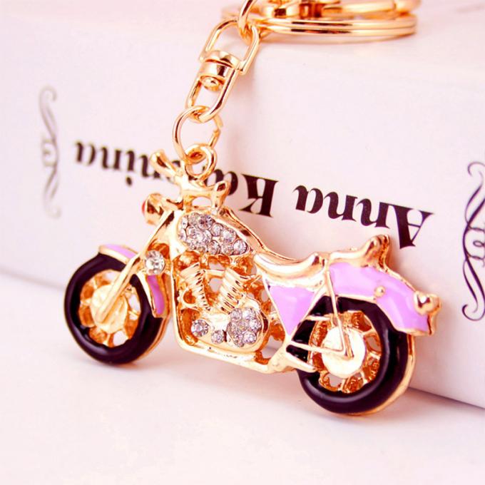 Keychains für Frauen-Modell-Metal Pendant Motorcycle-Bergkristall-Metall-Crystal Luxury Designers Custom Keychain-Logo