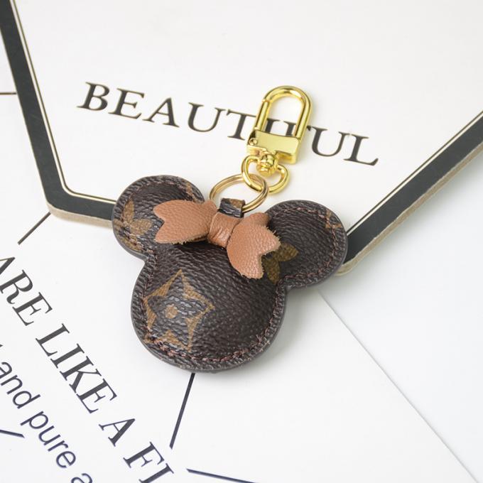 Lederne Bärn-Hundeschlüsselkette hängende Großhandelstasche verziert Zusätze Diamond Bear Keychain Keychains für Frauen