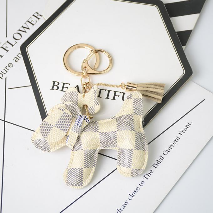 Lederne Bärn-Hundeschlüsselkette hängende Großhandelstasche verziert Zusätze Diamond Bear Keychain Keychains für Frauen