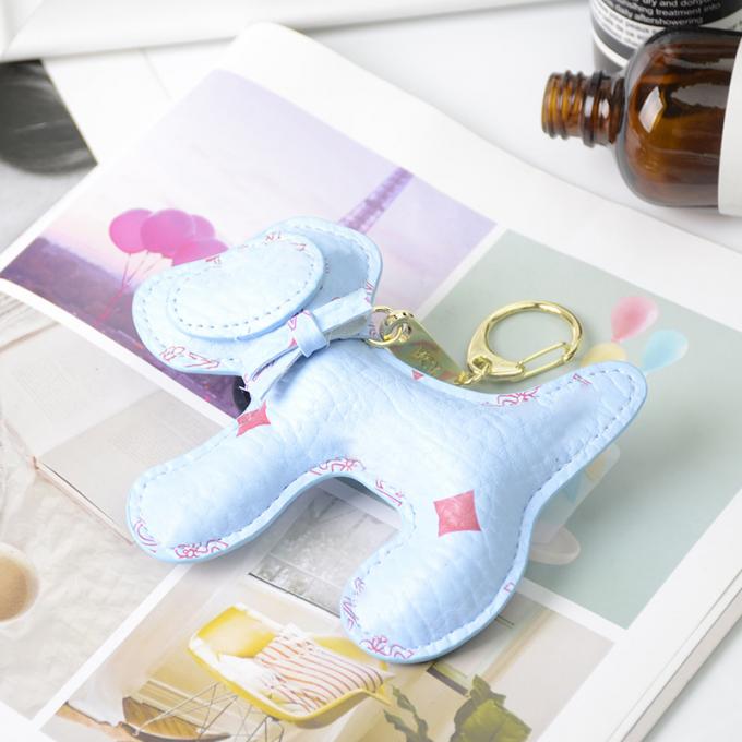 Lederne Bärn-Hundeschlüsselkette hängende Großhandelstasche verziert Zusätze Diamond Bear Keychain Keychains für Frauen